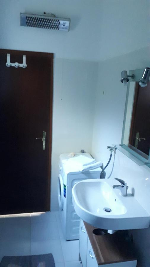 Apartments Ana And Vesna بولا المظهر الخارجي الصورة