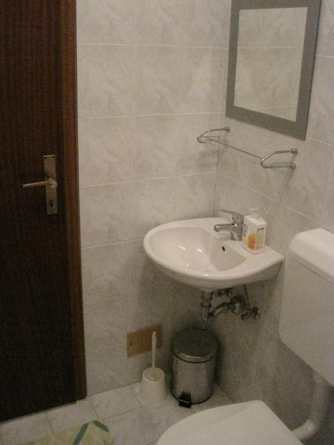Apartments Ana And Vesna بولا المظهر الخارجي الصورة