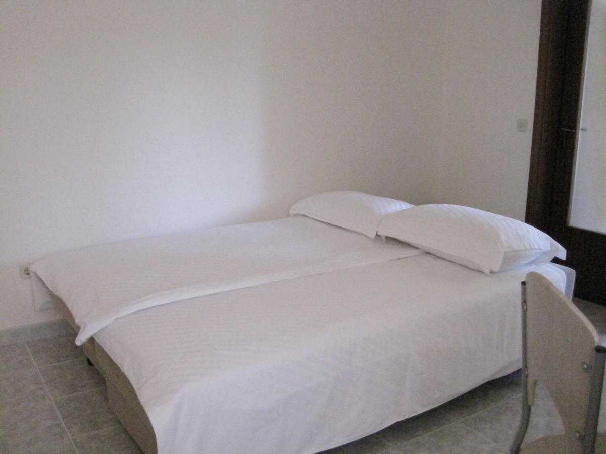 Apartments Ana And Vesna بولا المظهر الخارجي الصورة